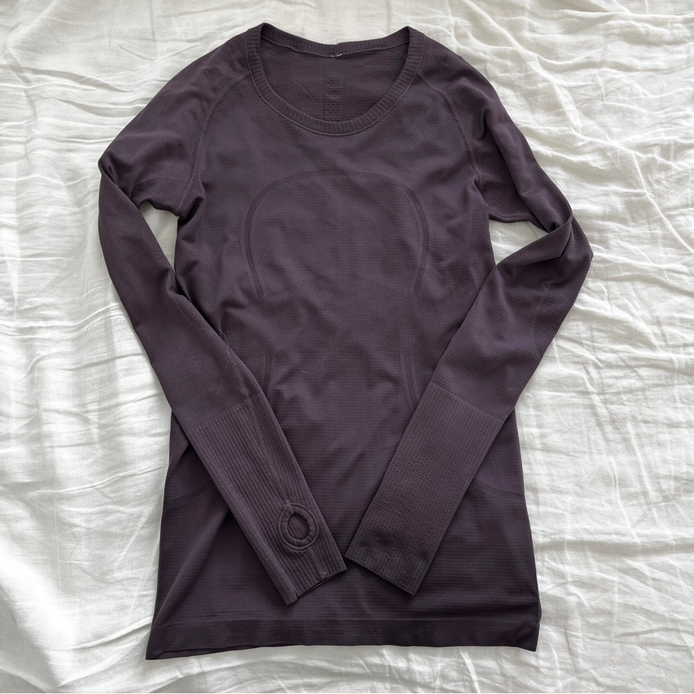 Women’s Lululemon Shirt